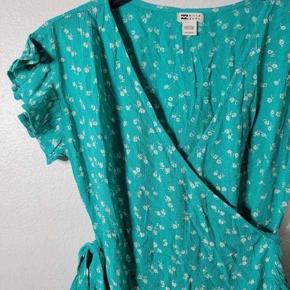 BILLABONG Wrap And Roll Mini Wrap Dress Floral Teal Crinckly Short Sz XS/6 - Picture 7 of 12